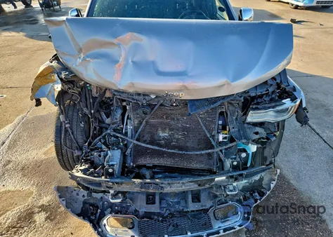 2018 Jeep Grand Cherokee Overland z USA, uszkodzony, nr VIN 1C4RJFCG2JC333932